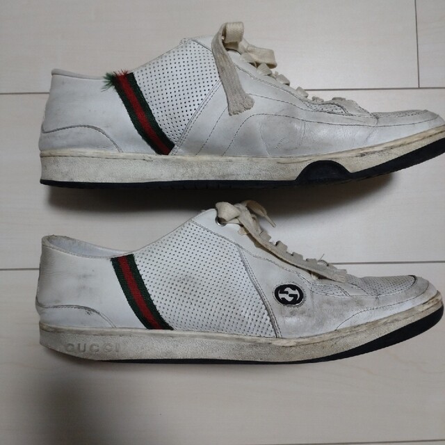 Gucci(グッチ)のGUCCI　スニーカー　9 1/2 メンズの靴/シューズ(スニーカー)の商品写真