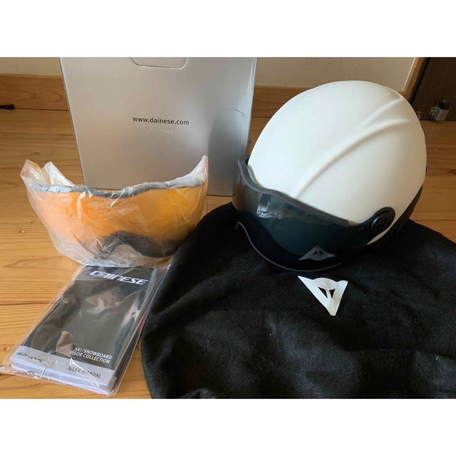 ダイネーゼ　V-VISION 2 ヘルメット　白　Sサイズ　美品 スポーツ/アウトドアのスキー(その他)の商品写真
