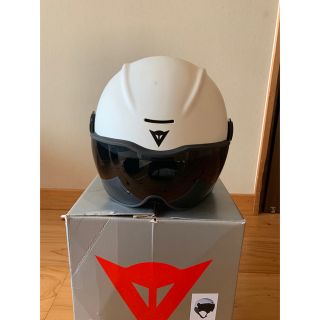 DAINESE ダイネーゼ　バイザー付きスキーヘルメット　Mサイズ