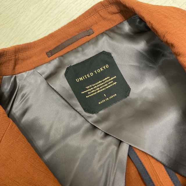 UNITED TOKYO(ユナイテッドトウキョウ)のUNITED TOKYO クレープオーバージャケット クレープワイドスラックス メンズのスーツ(セットアップ)の商品写真