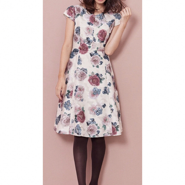 最終お値下げ TOCCA♡ATELIER SENKA ドレス 洗える 2022年 最終お値下げ TOCCA♡ATELIER SENKA ドレス 洗える 2022年