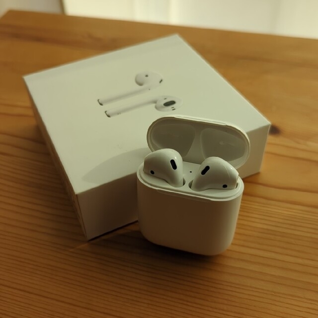 【2018年2月購入】APPLE AirPods (第一世代) MMEF2J/A