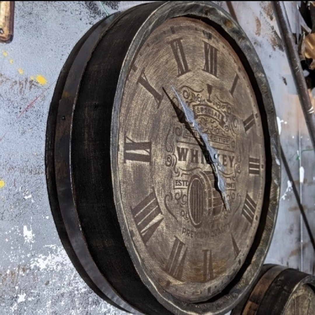 ウイスキー樽 壁掛け時計/ バレル型 ウォールクロック ② ホグスヘッドバレル 1