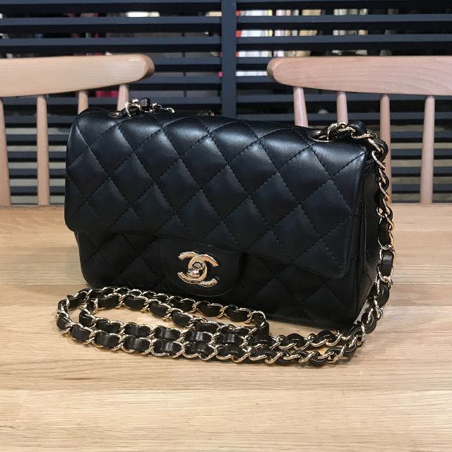CHANEL - 新品同様 シャネル 入手困難 ミニマトラッセ 20 チェーンショルダーバッグ 黒