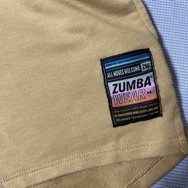 Zumba(ズンバ)の専用　ズンバ　ショートパンツ　Sサイズ スポーツ/アウトドアのトレーニング/エクササイズ(トレーニング用品)の商品写真