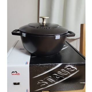 ストウブ(STAUB)のstaub ストウブ ブラック ワナベ M 18cm  両手鍋 鋳物 ホーロー(日用品/生活雑貨)