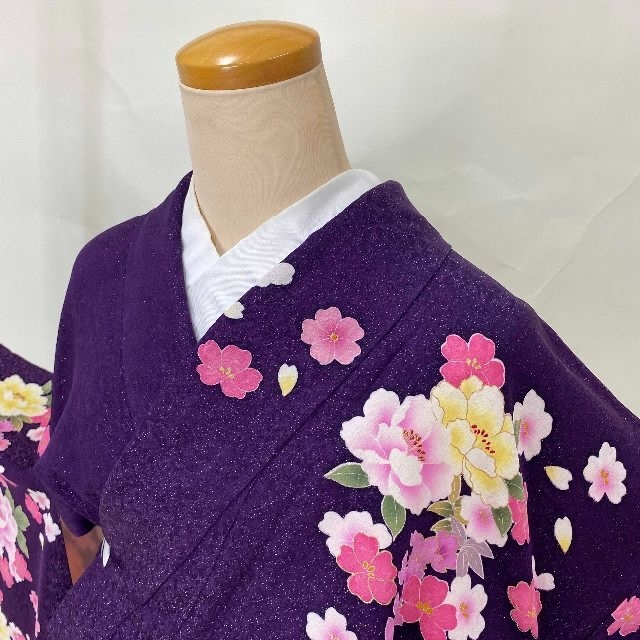 振袖☆正絹☆紫☆花柄☆ラメ入り☆金糸入り☆裄70cm☆成人式☆G-618 振袖☆正絹☆紫☆花柄☆ラメ入り☆金糸入り☆裄70cm☆成人式☆G-618