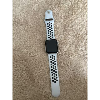 アップルウォッチ(Apple Watch)の【優様専用】Apple Watch Nike SE 40mm GPSモデル(腕時計)