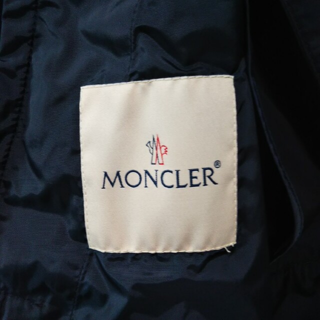 MONCLER(モンクレール)のモンクレール Disthene ナイロン スプリングコート パーカー レディース レディースのジャケット/アウター(ナイロンジャケット)の商品写真