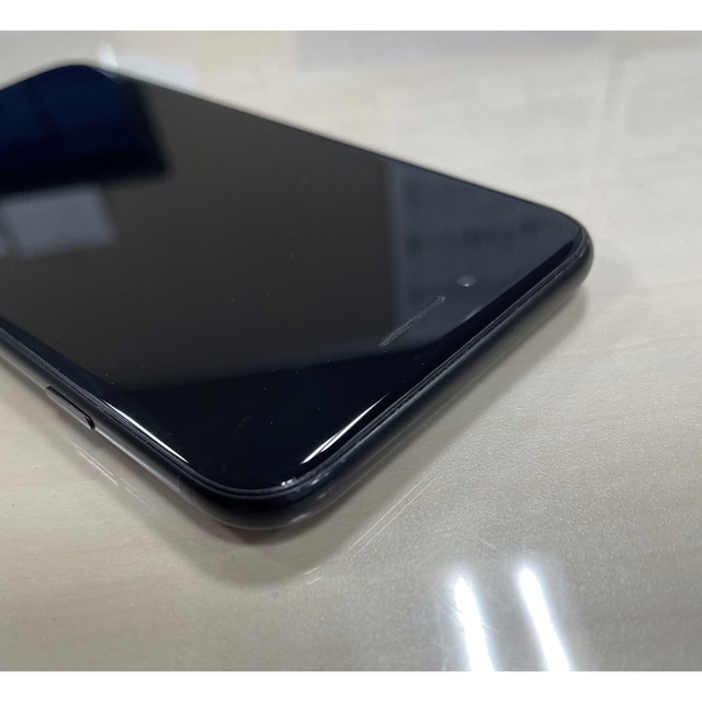 Apple(アップル)のiPhone7（32GB）Black 箱無し SIMフリー スマホ/家電/カメラのスマートフォン/携帯電話(スマートフォン本体)の商品写真