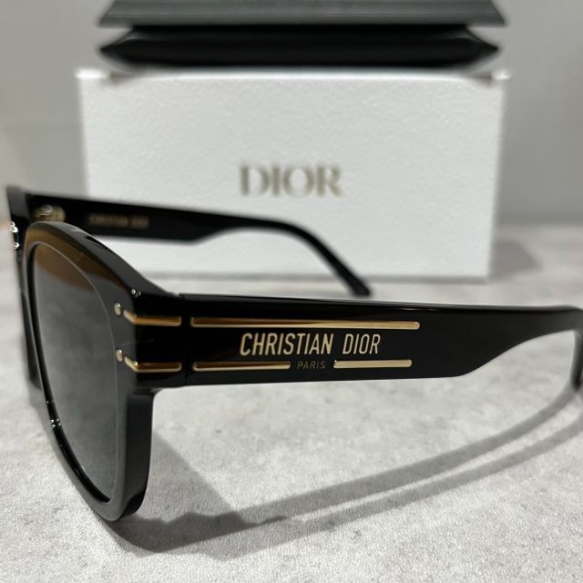 Dior(ディオール)の新品 ディオール Dior Signature S7F 10A0 サングラス メンズのファッション小物(サングラス/メガネ)の商品写真