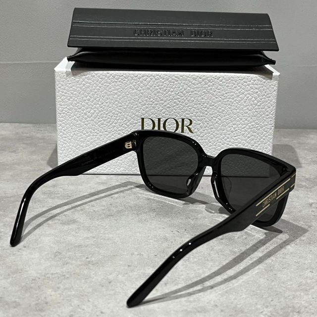 Dior(ディオール)の新品 ディオール Dior Signature S7F 10A0 サングラス メンズのファッション小物(サングラス/メガネ)の商品写真