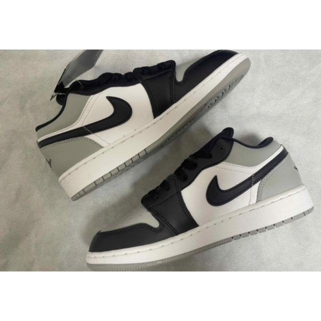 NIKE(ナイキ)の25cm 553560-052 Nike AJ1 Low Shadow Toe メンズの靴/シューズ(スニーカー)の商品写真