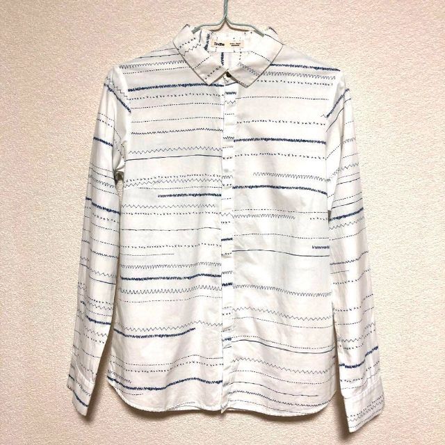 numeヌメ 個性的なステッチ柄シャツ 長袖 コットン 可愛い