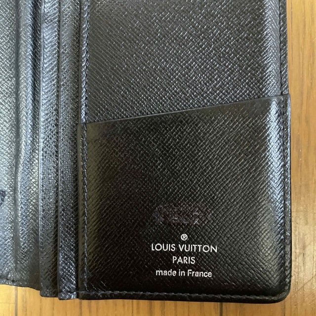 LOUIS VUITTON(ルイヴィトン)のルイヴィトンダミエグラフィット、メンズ長財布 メンズのファッション小物(長財布)の商品写真