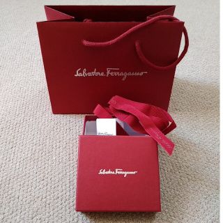 フェラガモ(Ferragamo)のフェラガモ箱　紙バック　リボン(ショップ袋)