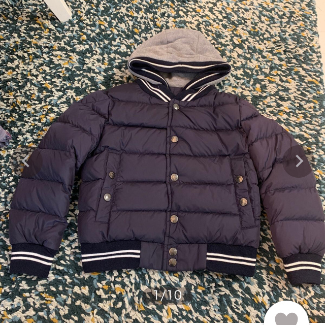 MONCLER （モンクレール）キッズ ダウンジャケット サイズ 6A-