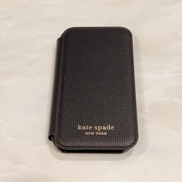 kate spade new york(ケイトスペードニューヨーク)のKate Spade (ケイトスペード) 手帳型iPhoneケース スマホ/家電/カメラのスマホアクセサリー(iPhoneケース)の商品写真