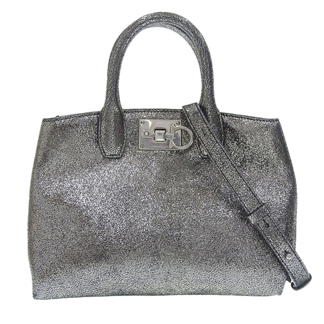 春新作の studio レザー Ferragamo 【中古】 - Ferragamo スモール gy シルバー ショルダーバッグ 2WAY ショルダーバッグ 春新作の studio レザー Ferragamo 【中古】 - Ferragamo スモール gy シルバー ショルダーバッグ 2WAY ショルダーバッグ
