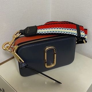 マークジェイコブス(MARC JACOBS)のマークジェイコブス☆ ザ スナップショット(チャコール系)(ショルダーバッグ)