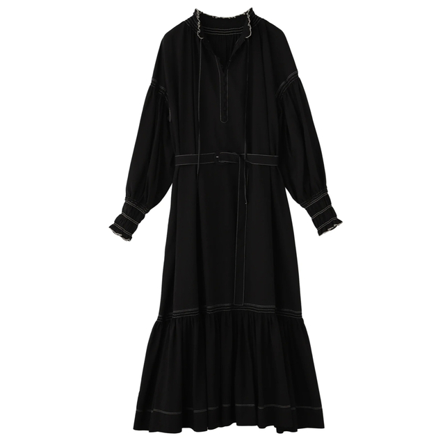 【新品未使用】FRILL COLLAR SHIRRING DRESS レディースのワンピース(ロングワンピース/マキシワンピース)の商品写真