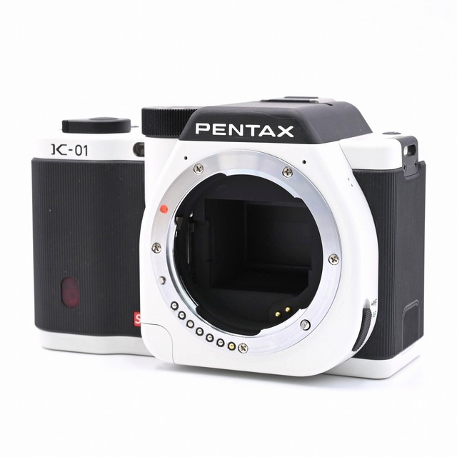 PENTAX K-01 ボディ ホワイト/ブラック