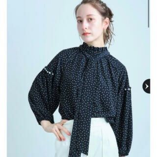 ❤︎美品❤︎パール付きボウタイブラウス M