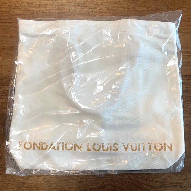 LOUIS VUITTON - フォンダシオン ルイヴィトン トートバッグ ポケット