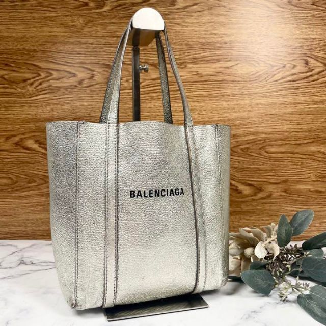 2022特集 Balenciaga トートバッグ シルバー⭐️A469 バレンシアガ