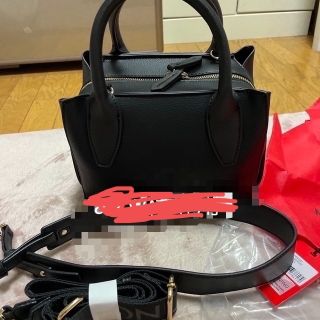 ヴァレンティノ(VALENTINO)のMario Valentino_Valentino バッグ　新品未使用　(ハンドバッグ)