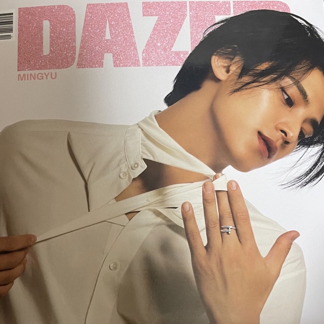 SEVENTEEN(セブンティーン)のSEVENTEEN ミンギュ DAZED 雑誌 エンタメ/ホビーの雑誌(ファッション)の商品写真