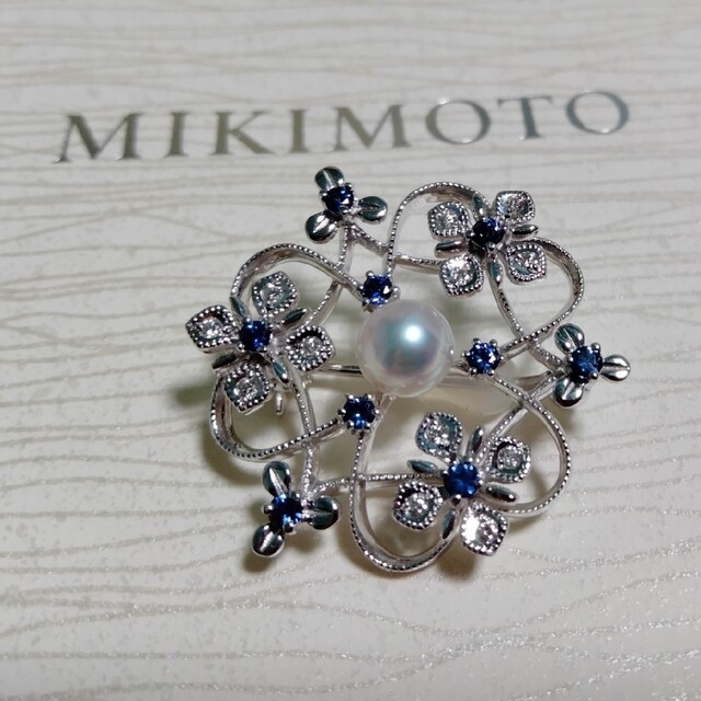 MIKIMOTO(ミキモト)のミキモトK18.パールダイヤモンドサファイヤブローチ レディースのアクセサリー(ブローチ/コサージュ)の商品写真