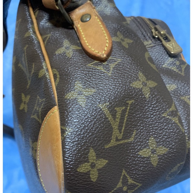 LOUIS VUITTON ショルダーバッグ 2