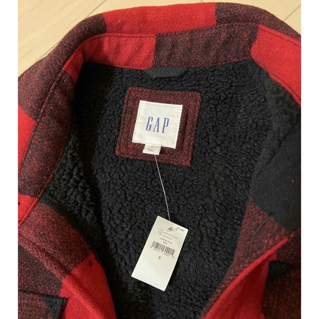 GAP(ギャップ)のGAP メンズS メンズのジャケット/アウター(ブルゾン)の商品写真