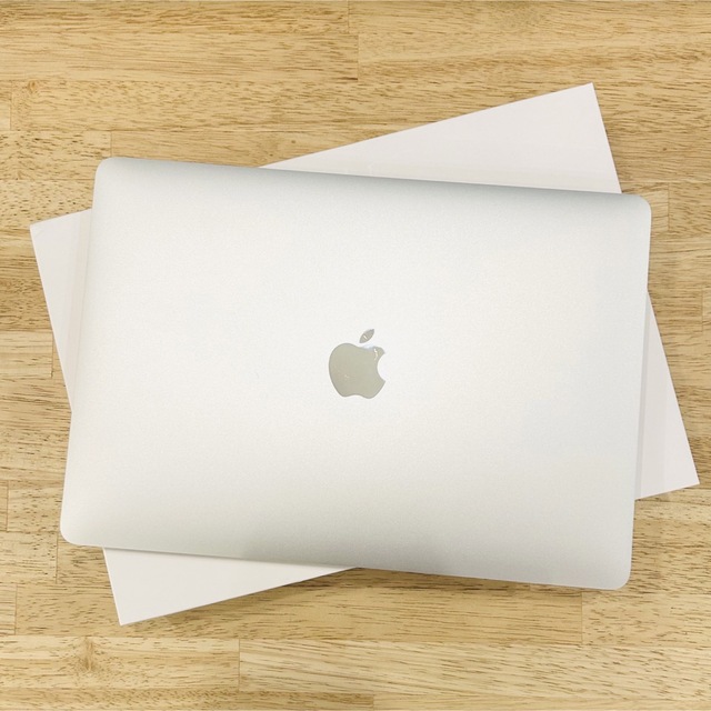 MacBook Air 2020 16GB CTO 13インチ