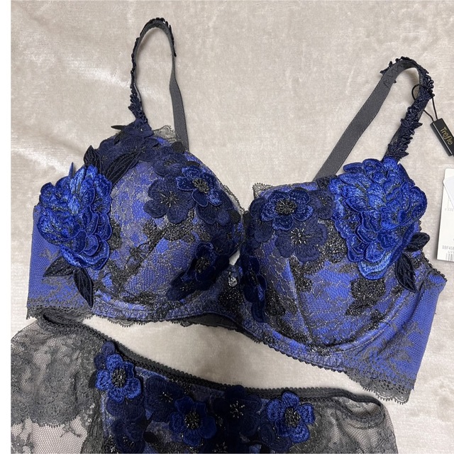 SALE/92%OFF】 ワコール トレフル 58グループ ショーツM BU