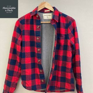 アバクロンビーアンドフィッチ(Abercrombie&Fitch)のほぼ新品 Boys XL abercrombie ネルシャツ ネイビー レッド(Tシャツ/カットソー)