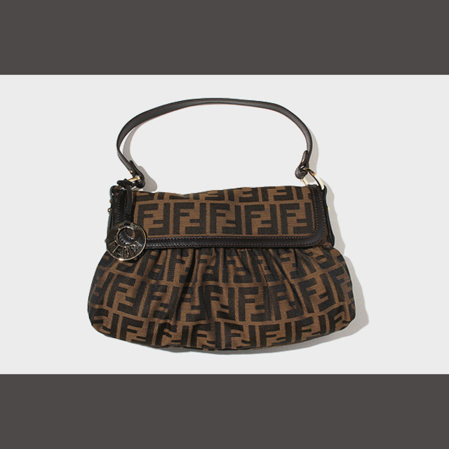 超美品 フェンディ FENDI - FENDI ズッカ柄 ワンショルダーバッグ