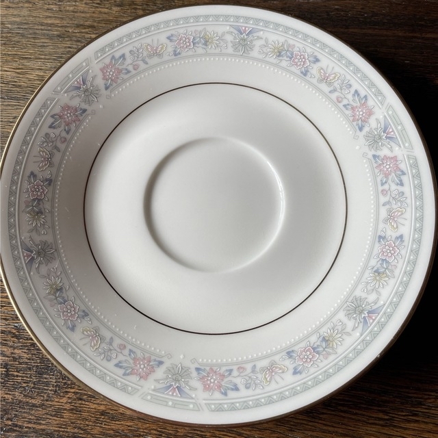 Noritake(ノリタケ)の値下げ❗️Noritake Contemporary fine china 6枚 インテリア/住まい/日用品のキッチン/食器(食器)の商品写真