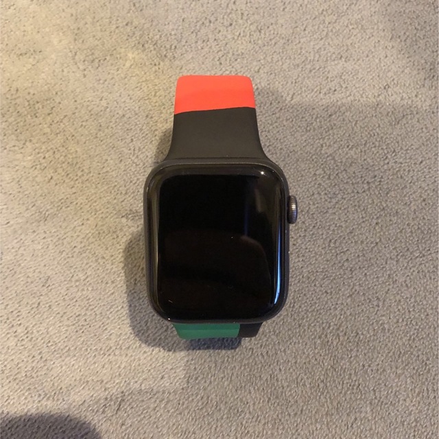 Apple Watch(アップルウォッチ)のApple Watch SE GPSモデル 44mm (第1世代) メンズの時計(腕時計(デジタル))の商品写真
