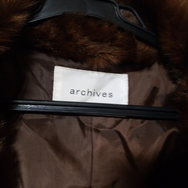 archives(アルシーヴ)の試着のみ！ archives アルシーブ ショールカラーコート ショート丈 レディースのジャケット/アウター(その他)の商品写真