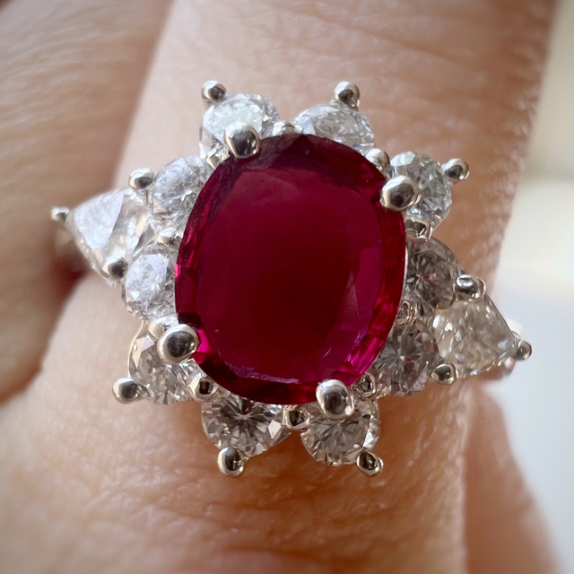 日本未発売】 pt900 ルビー ダイヤモンドリング 0.66ct 0.73ct