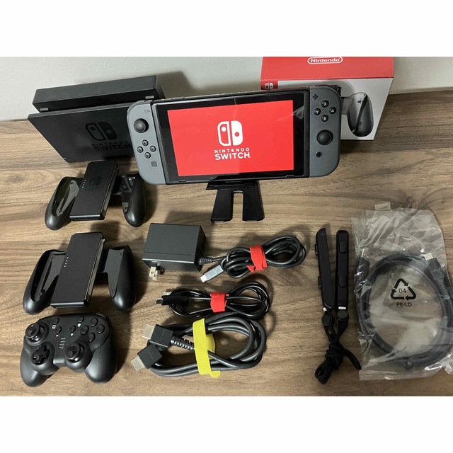 Nintendo Switch 本体　美品　おまけあり