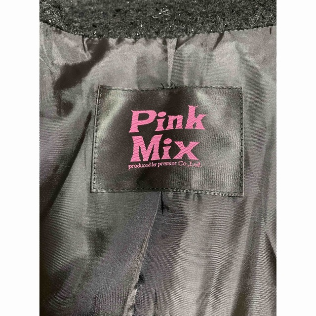 Pink Mix(ピンクミックス)のPINKMIX ブラックコート　金ボタン　ラメ素材　ブラックレース付き レディースのジャケット/アウター(チェスターコート)の商品写真