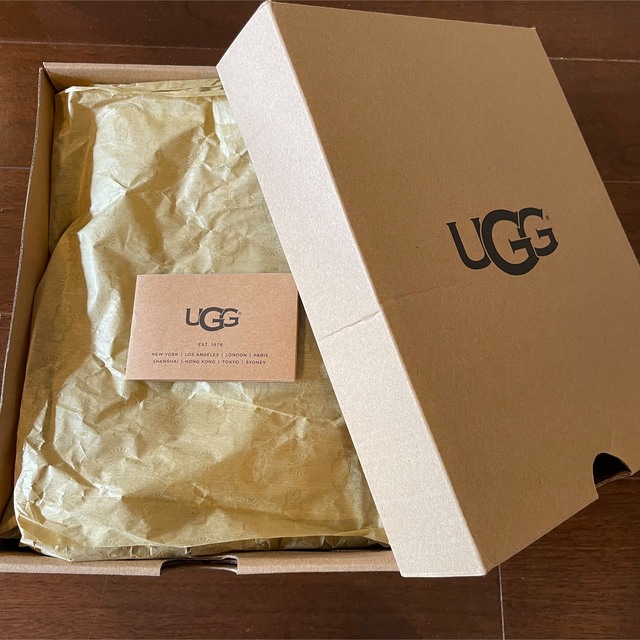 UGG(アグ)の16㎝　UGG  CLASSIC  トドラー  チェスナット キッズ/ベビー/マタニティのキッズ靴/シューズ(15cm~)(ブーツ)の商品写真