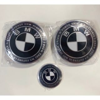 ビーエムダブリュー(BMW)のBMWエンブレム　50周年　エンブレム82mm2個ハンドル用45mmセット 黒白(車外アクセサリ)