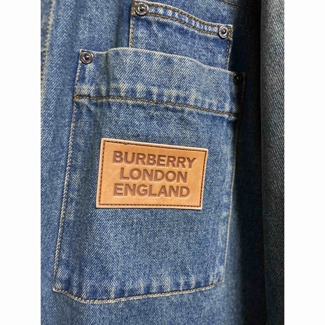 BURBERRY(バーバリー)のBurberry オーバサイズデニムジャケット レディースのジャケット/アウター(Gジャン/デニムジャケット)の商品写真