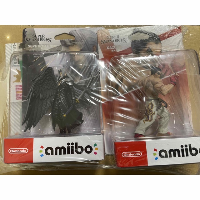 Nintendo Switch(ニンテンドースイッチ)の【新品】アミーボ amiibo セフィロス カズヤ セット エンタメ/ホビーのフィギュア(ゲームキャラクター)の商品写真