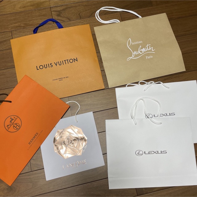 LOUIS VUITTON - ブランド 色々 ショッパー まとめ売りの通販 by LOUIS VUITTON - ブランド 色々 ショッパー まとめ売りの通販 by