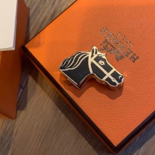 エルメス(Hermes)の新品エルメス　ツイリーリング カドリージュ 馬 ゴールド／ブラック(バンダナ/スカーフ)